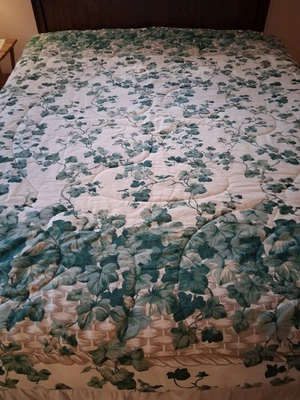 SPRINGS English Ivy Twin COMFORTER & Matching Bedskirt ***MEND*** - Image 1 of 4