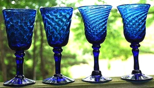 Vtg Set 4 Wine Glasses HAND BLOWN COBALT BLUE OPTIC SWIRL BUBBLE Mexico 5 oz - Picture 1 of 21