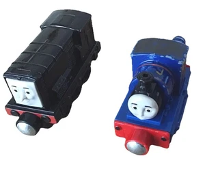 THOMAS & FRIENDS TANE ‘N’ PLAY Die Cast Train FIRST EDITION ROSIE & TIMOTHY 2013 - Picture 1 of 6