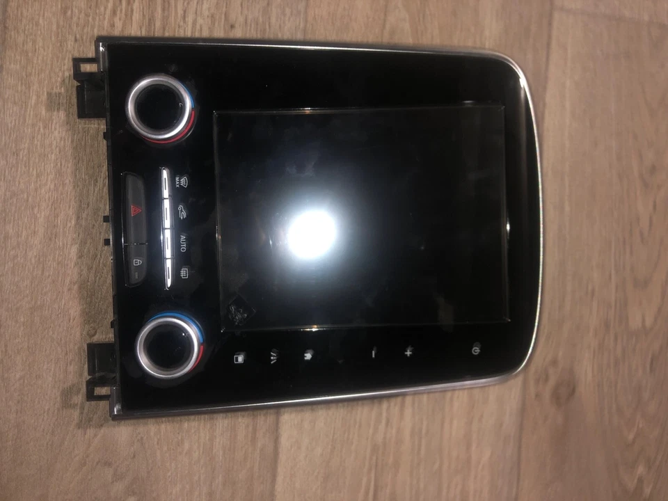 Écran renault R-Link  - Photo 1/3