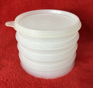 Vintage Tupperware Hamburger Patty Keepers 4" with Lid 882-28 Set/4 - Picture 1 of 4
