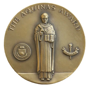 MACO. Aquinas College, Grand Rapids, Michigan. The Aquinas Award Medal - Picture 1 of 2