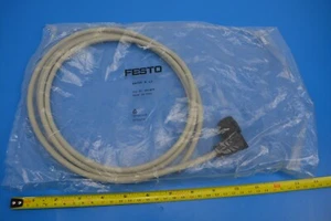 FESTO KM PPE - B - 2.5 Enchufe con Cable (161879) - Imagen 1 de 4