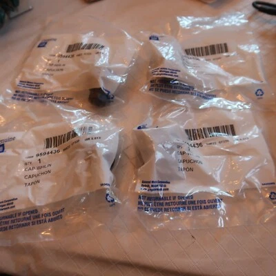 LOTE DE 4 tampas de porca de roda Chevrolet Impala Monte Carlo 9594436 NOS GM 2006 - 2011 - Imagem 1 de 2