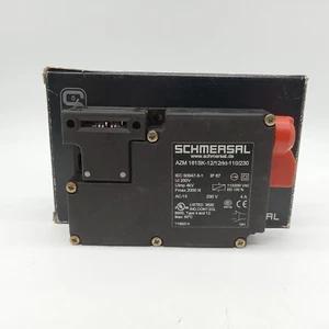 Interruptor de bloqueo de seguridad Schmersal AZM 161SK-12/12RKT-110/230 - Imagen 1 de 5