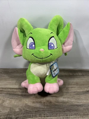 Retired Neopets Green Acara stuffed 2008 Series 2 Collectible With Tag & Box - Image 1 of 4