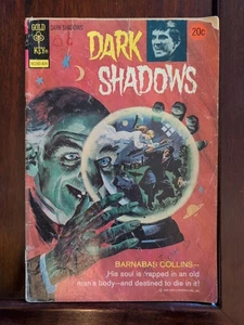 DARK SHADOWS GOLD KEY 1975  - Picture 1 of 6