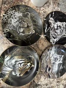 The Hamilton Collection Nature's Majestic Cats Collector's 4 Platos - Imagen 1 de 10