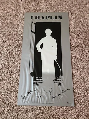 CHAPLIN 1992 zweite Auflage nummeriert 5973/10000 Filmplakat Robert Downey Jr - Bild 1 von 4