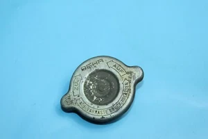 Mercedes W107 W123 W124 Deckel Ausgleichsbehälter Kühlwasserbehälter Behr 100 - Bild 1 von 2