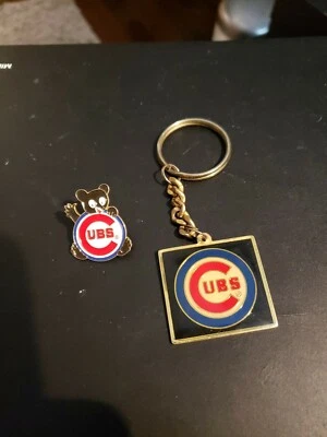 Chicago Cubs Baseball Enamel Team Keychain cubby bear pin Vintage  RARE  - Image 1 of 4