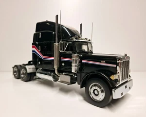 Franklin Mint 1:32 Peterbilt 379 modellino auto modellino camion trattore - Foto 1 di 14