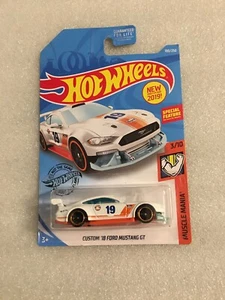2019 Hot Wheels Custom '18 Ford Mustang GT #180/250Muscle Mania New On Card B64 - Picture 1 of 7