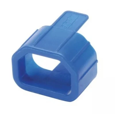Tripp Lite PDU Plug Lock Connector C14 Power Cord to C13 Outlet Blue 100pk - Image 1 of 4