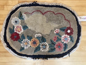 Antique vintage decorative floral Primitive American hooked rug Burlap 36" x 25" - Picture 1 of 11