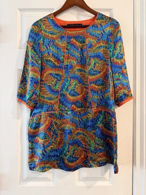 marc jacobs 100% silk mini dress, size 6, pit to pit 19”, length 30”. - Изображение 1 из 4