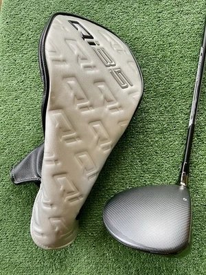 Taylormade Qi35 Driver 10.5 Degree Stiff Flex Right Handed Mens Golf Club - Image 1 of 4