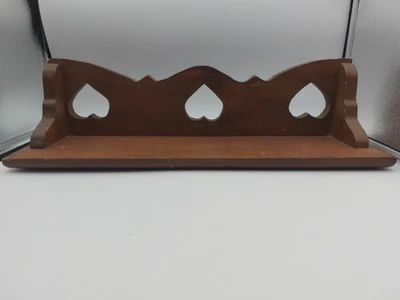 Estante de pared tallado en corazón de nogal macizo leer descripción  Foto 1 de 4