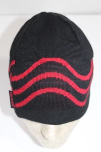 Marmot Skull Cap Beanie Hat Wool Acrylic Winter Knit Red Black Made In Canada - Picture 1 of 6