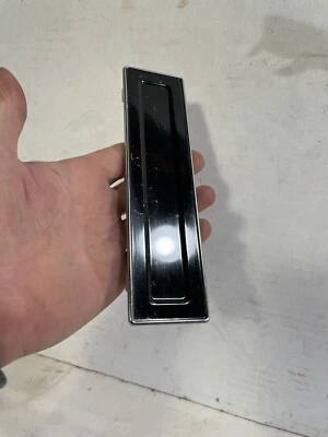 Panel de eliminación de radio vintage 1954 Plymouth Savoy Foto 1 de 4