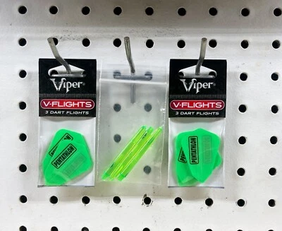 Ejes de dardos verde neón y 2 juegos de vuelos de dardos de cola de ventilador Foto 1 de 3