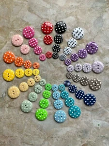 Polka Punktknöpfe verkauft pro 6er-Pack Farb- & Größenwahl - Bild 1 von 17