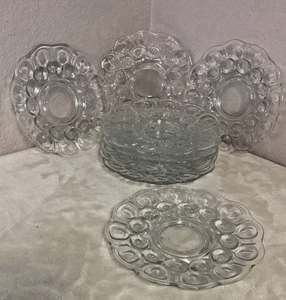 Antico set di 8 piatti da insalata Adams Moon & Stars 7 3/4" piedi trasparenti - Foto 1 di 9