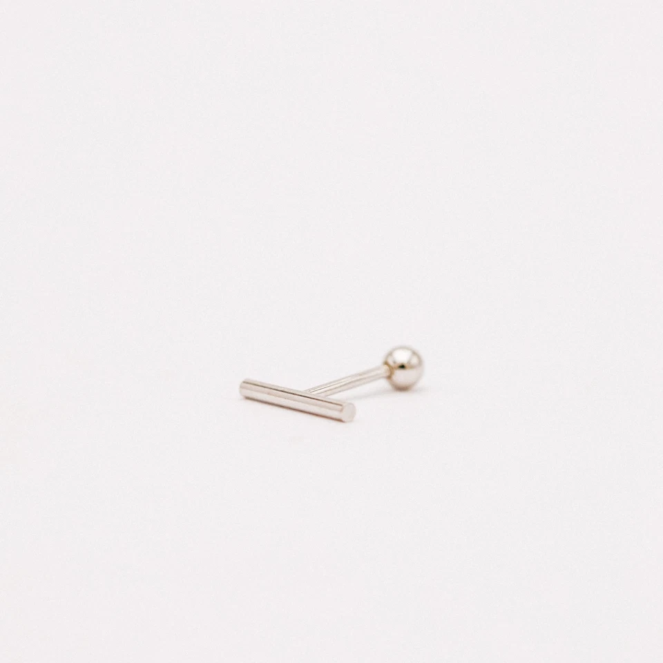Bar Screw Back Earrings, Stick Piercing Earrings, Gold, Silver, BYSDMJEWELS - Immagine 1 di 4