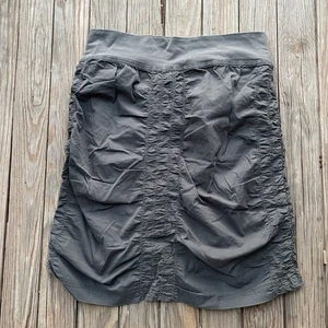 XCVI Wearables Ruched Stretch Pull-On Trace Skirt Large Gray - Picture 1 of 8