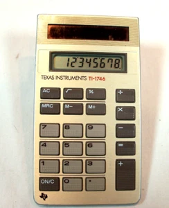 Vintage TI-1746 SOLAR CALCULATOR with Cover TEXAS INSTRUMENTS Works - Picture 1 of 2