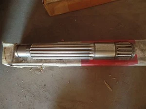 532718M1 SHAFT AGCO MASSEY FERGUSON MF 1500/1800 1505 1805 TRACTOR - Picture 1 of 4