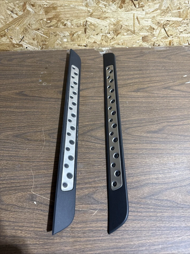 Protetor de soleira de porta 2013-2020 OEM Scion FRS/Subaru BRZ/Toyota 86 - Imagem 1 de 4