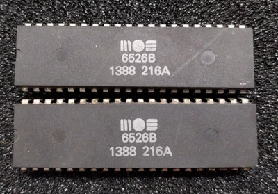 2x MOS 6526 B Commodore 64 CIA with same date code (1388) - Image 1 of 3