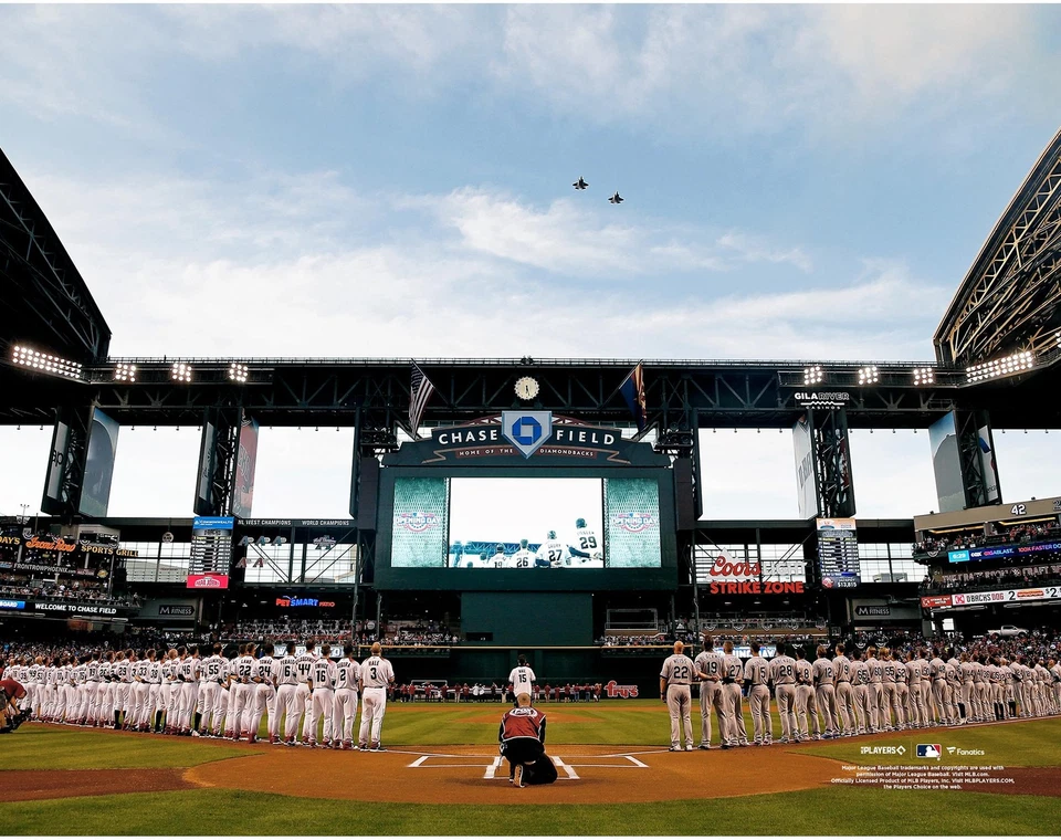 Chase Field Diamondbacks UnSigned National Anthem Behind Home Plate Photo - Image 1 of 1