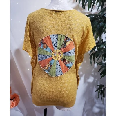 Placa de paz vintage feita à mão patchwork crochê longa asa de morcego tamanho M The Limited - Imagem 1 de 4