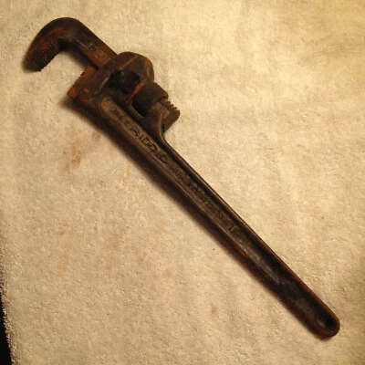 18 " Ridgid, Heavy Duty Plumbing Pipe Wrench Made in USA up to 3"1/4 Capacity - Image 1 of 4