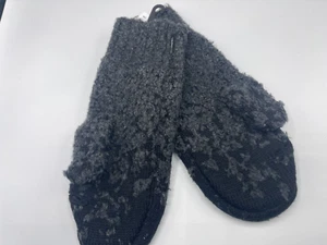 NWT Lululemon Women's Ombre Knit Textured Mittens Size M/L Black Graphite Grey - Picture 1 of 2