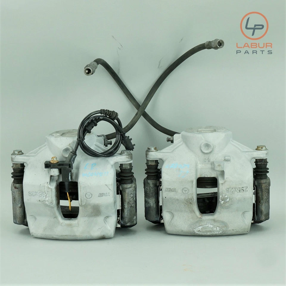 +Z809 W204 MERCEDES 08-14 C CLASS CONJUNTO DE PINÇAS DIANTEIRAS ESQUERDA E DIREITA PAR - Imagem 1 de 4