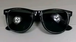 VINTAGE WAYFARER II B&L RAY-BAN MADE IN USA L1724 VTAS GLOSSY BLACK SUNGLASSES - Picture 1 of 9