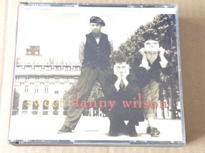 Danny Wilson – Sweet Danny Wilson / Three-In-A-Bed Romp [2CD Box Set] 1991 Foto 1 de 4