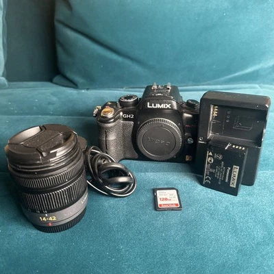 Pacote Panasonic Lumix GH2 – Lente 14-42mm, Bateria, Carregador – Bom Estado - Imagem 1 de 4
