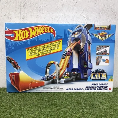 Hot Wheels City MEGA GARAGE PLAYSET with 1 Die Cast Car & 35+ Storage Case New - Image 1 of 3