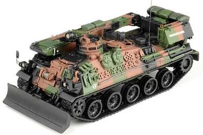 MF48582VC Gaso.Line AMX-30D Recovery Vehicle 1/48 Model French Army - Image 1 of 2
