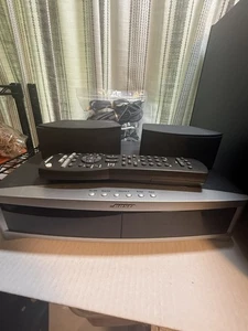 Bose 3-2-1 Series II Media Center with sub, Remote, Cords, Speakers, Center - Picture 1 of 5