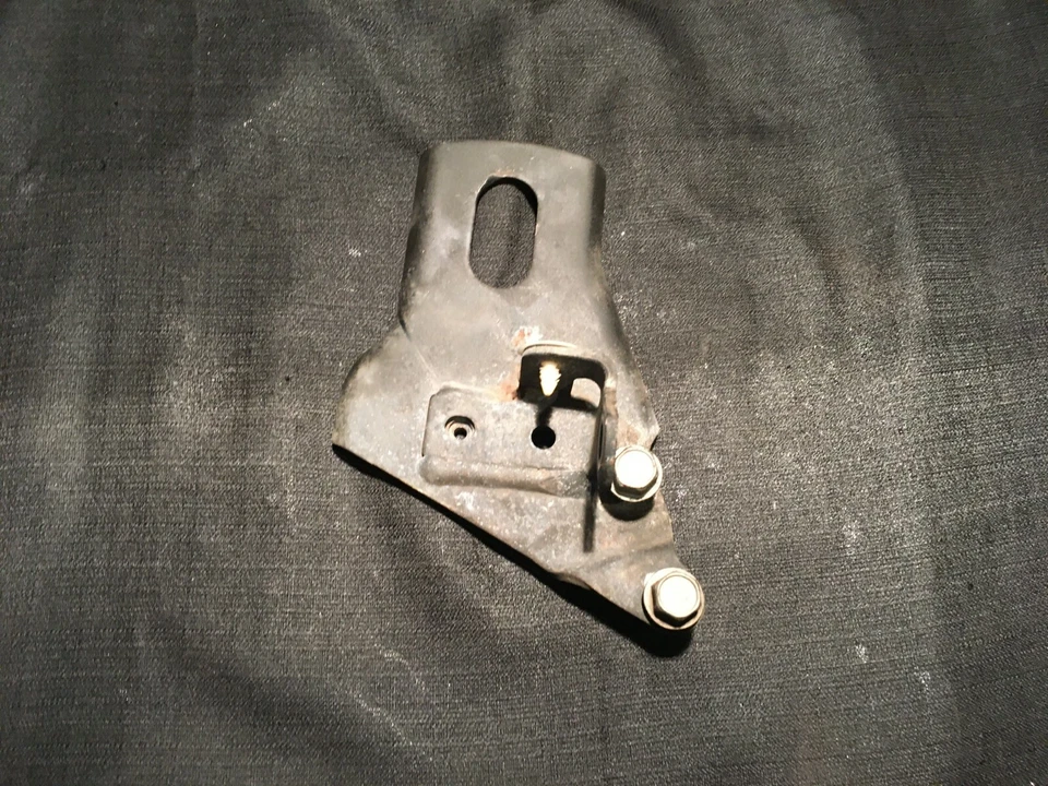 Suporte de gancho de motor 2004-2006 Chevy Colorado GMC Canyon 3.5L L52 - Imagem 1 de 1