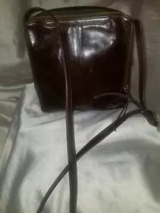 HOBO BRAUN LEDER CROSS BODY/MESSENGER/GELDBÖRSE LANG VERSTELLBARER RIEMEN TASCHEN REISSVERSCHLUSS - Bild 1 von 6