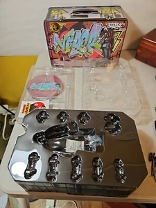 LEGGI solo scatola Mezco One:12 Collective Rumble Society Hoodz Vapor Figure 1 3e89 - Foto 1 di 12