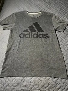 Camiseta Adidas Climalite The Go-To Performance para hombre gris carbón talla mediana SS - Imagen 1 de 7