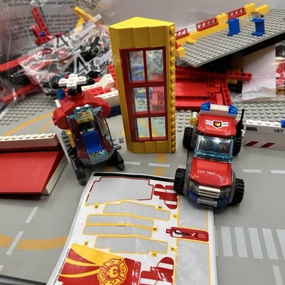 LEGO City 60216 Downtown Fire Brigade Parts Lot vehicles, Sealed Bags Octan - Image 1 of 4