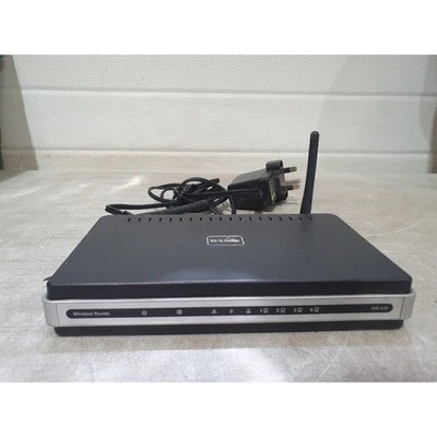 D-Link DIR-635 Router Black Wireless N650 USB 2.0 4x RJ45 Ports Triple-Antenna - Image 1 of 4